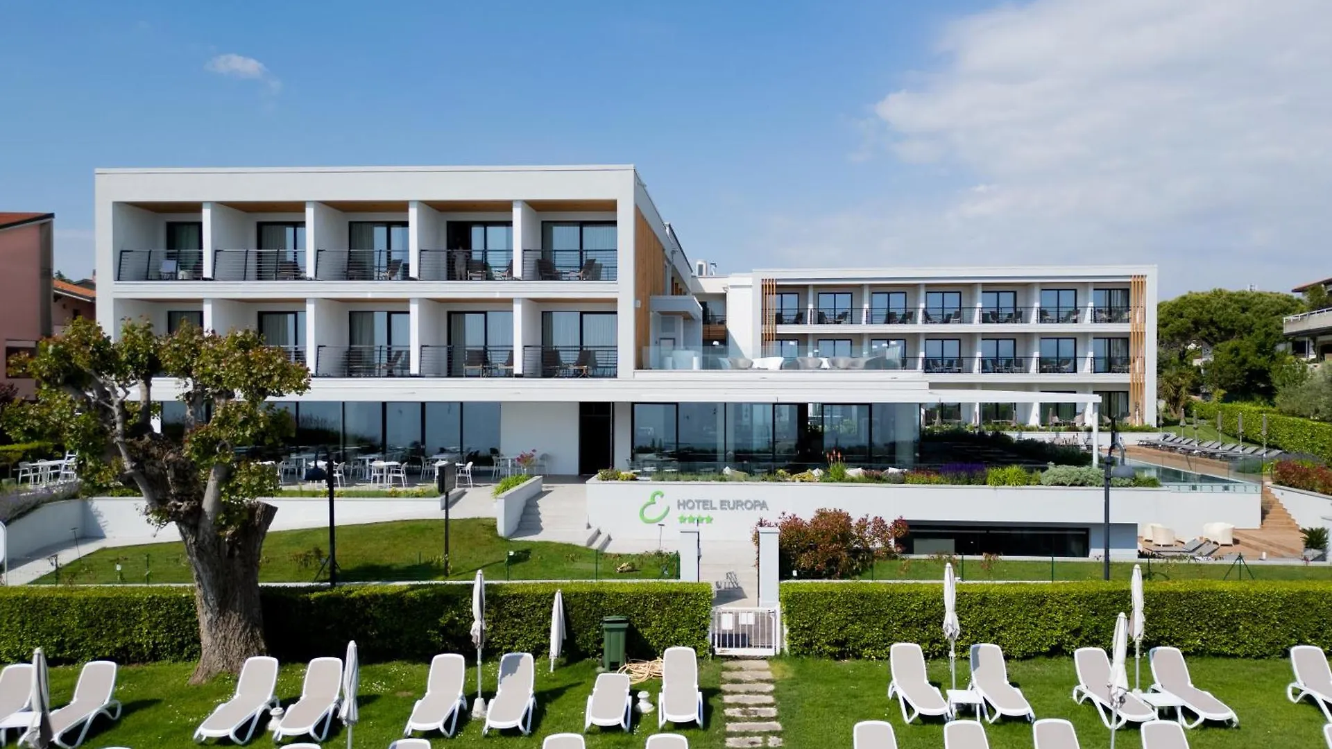 Hotel Europa Сирмионе