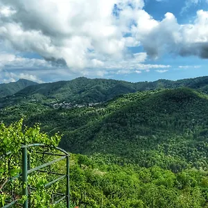 Le Quattro Stagioni Bed and breakfast Neirone