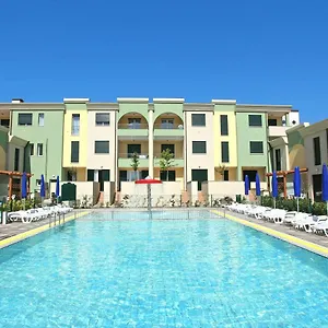 Farnie Lido Altanea Appartement