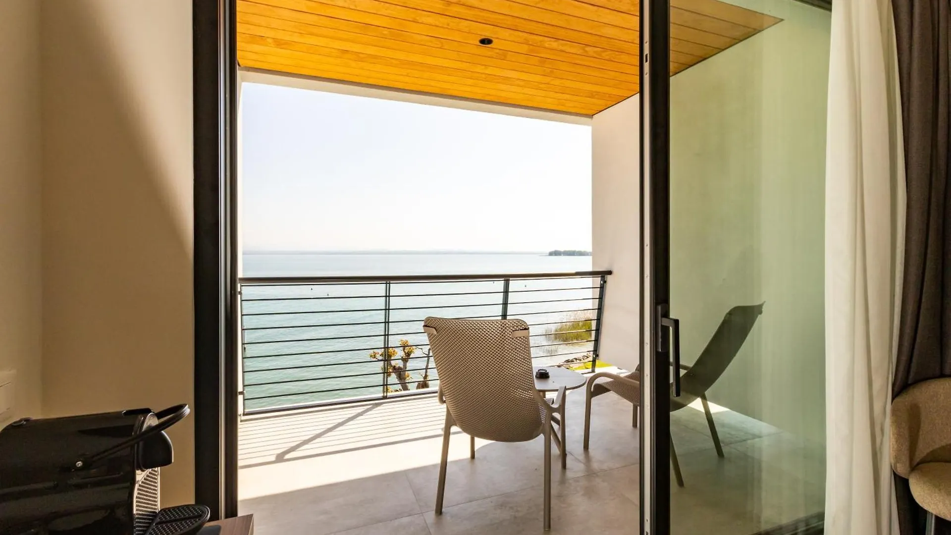 Hotel Europa Sirmione 4*,