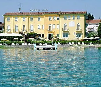 Hotel Europa Sirmione 4*,  Włochy